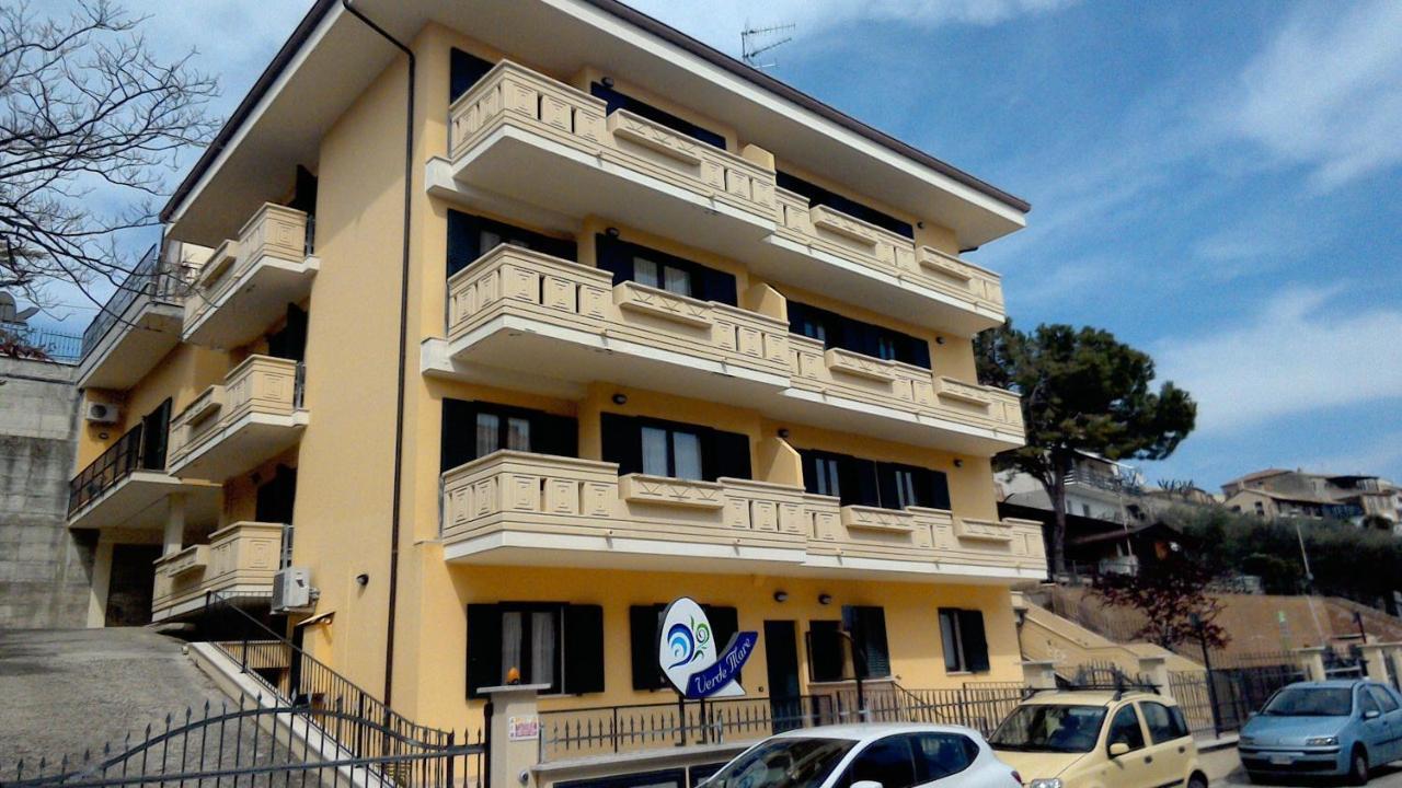Verde Mare "Appartamenti Per Vacanze" Tortoreto Dış mekan fotoğraf